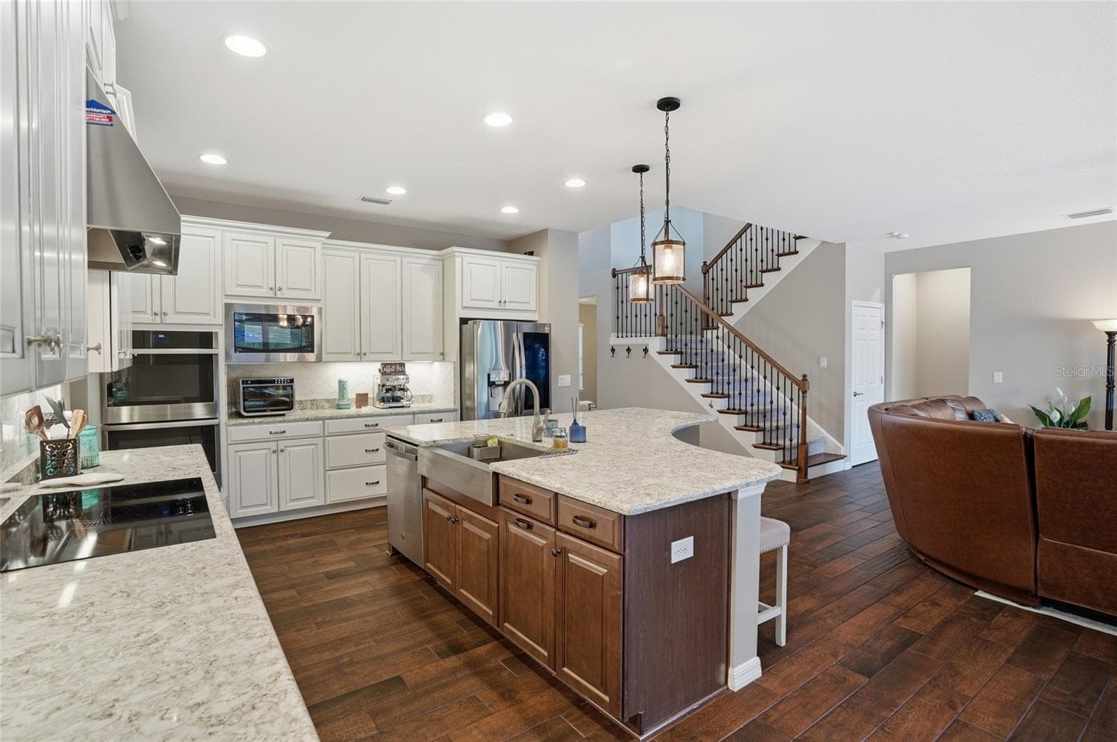 Single Family Residence at 33564 WILLOW POINT CT, WESLEY CHAPEL, photo 21 of 92