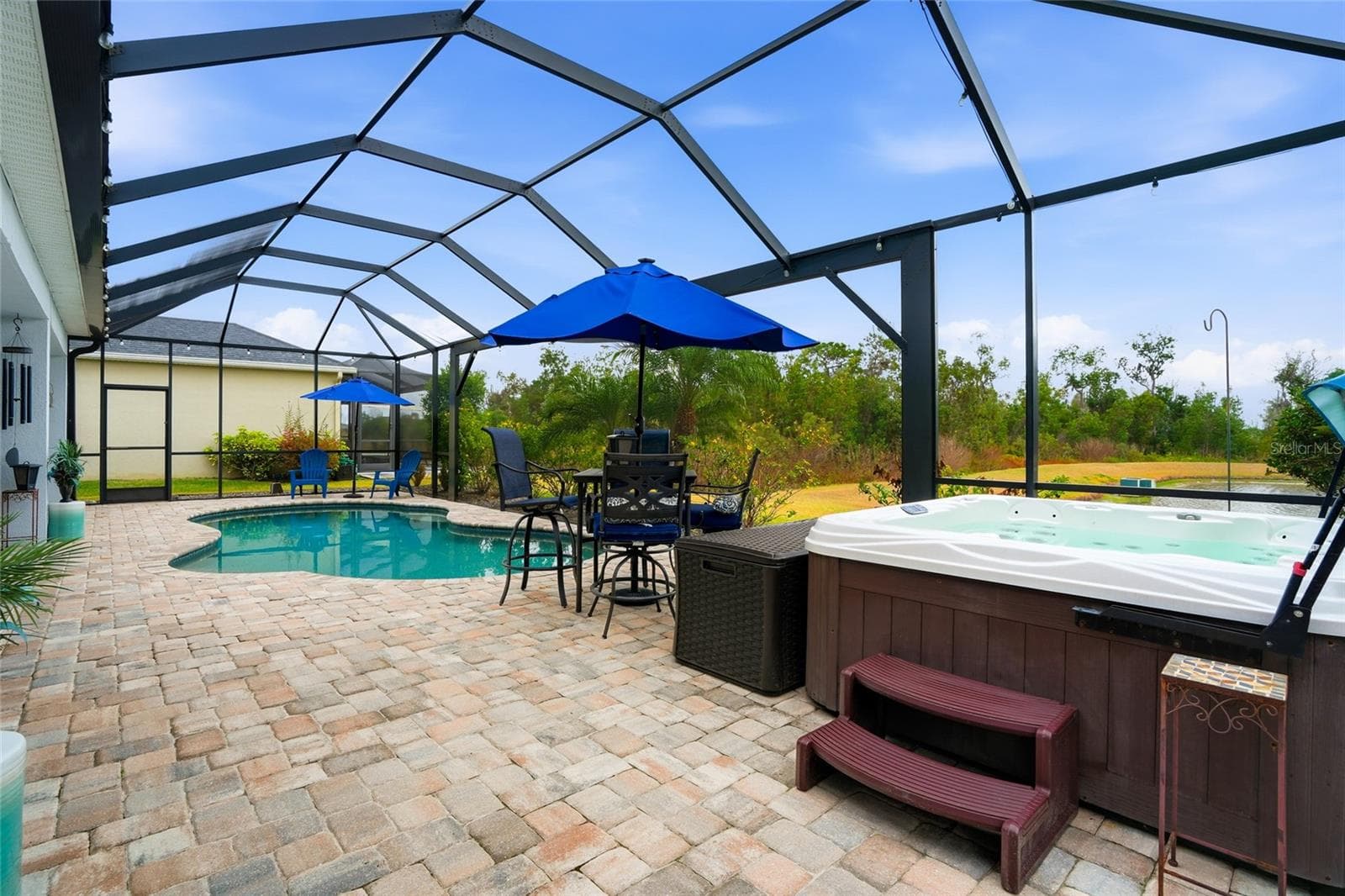 Single Family Residence at 33564 WILLOW POINT CT, WESLEY CHAPEL, photo 67 of 92