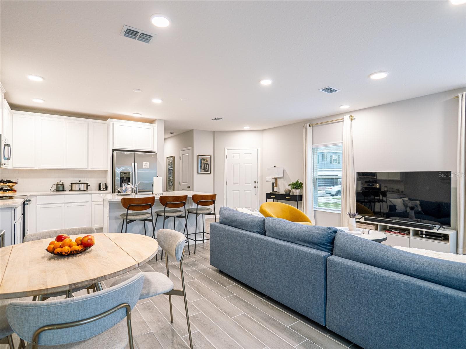 Welcome Home! - 4902 LIVINGSTON LN, OVIEDO