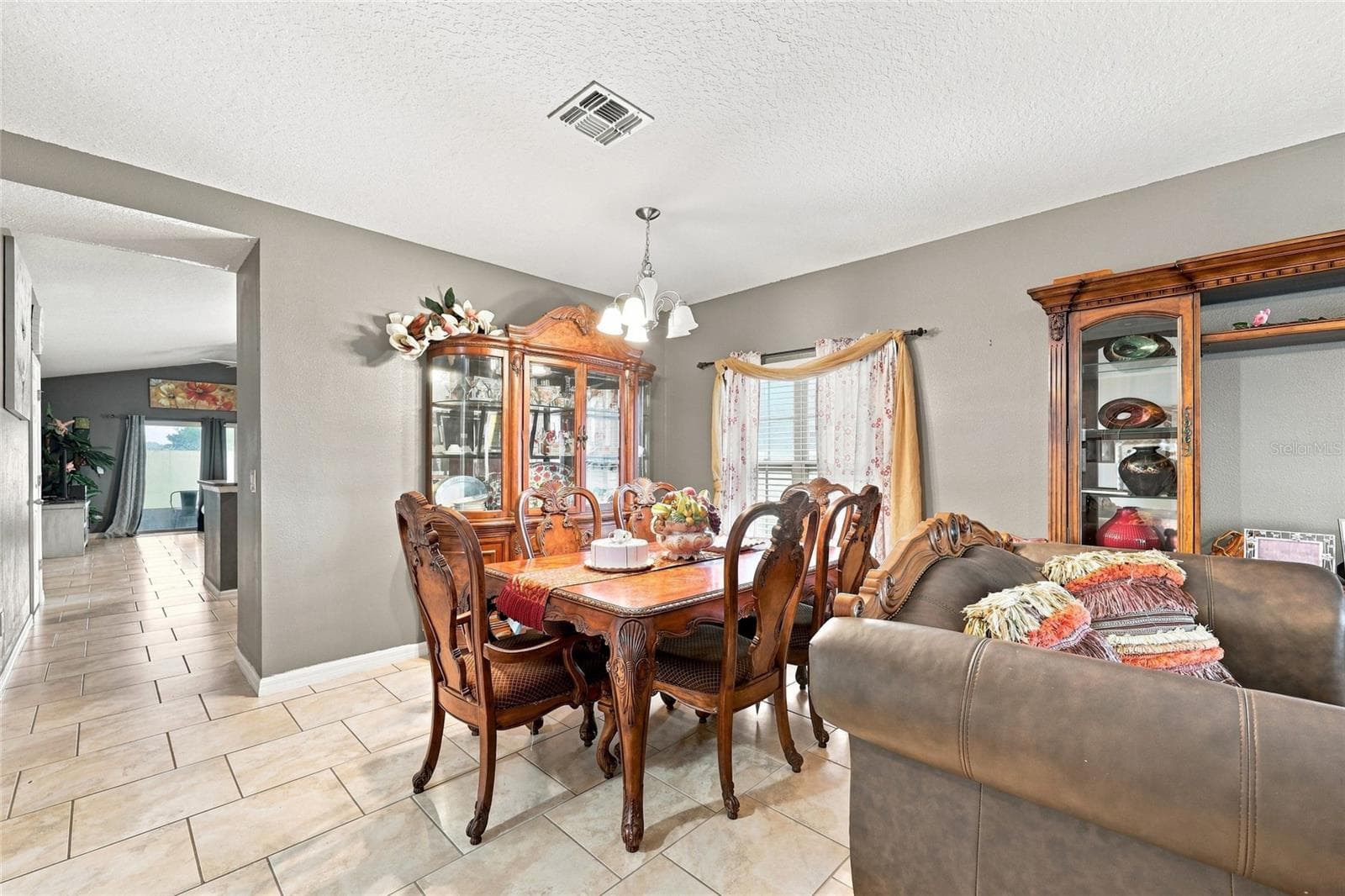 Single Family Residence at 418 VITORIA RD, DAVENPORT, photo 5 of 34