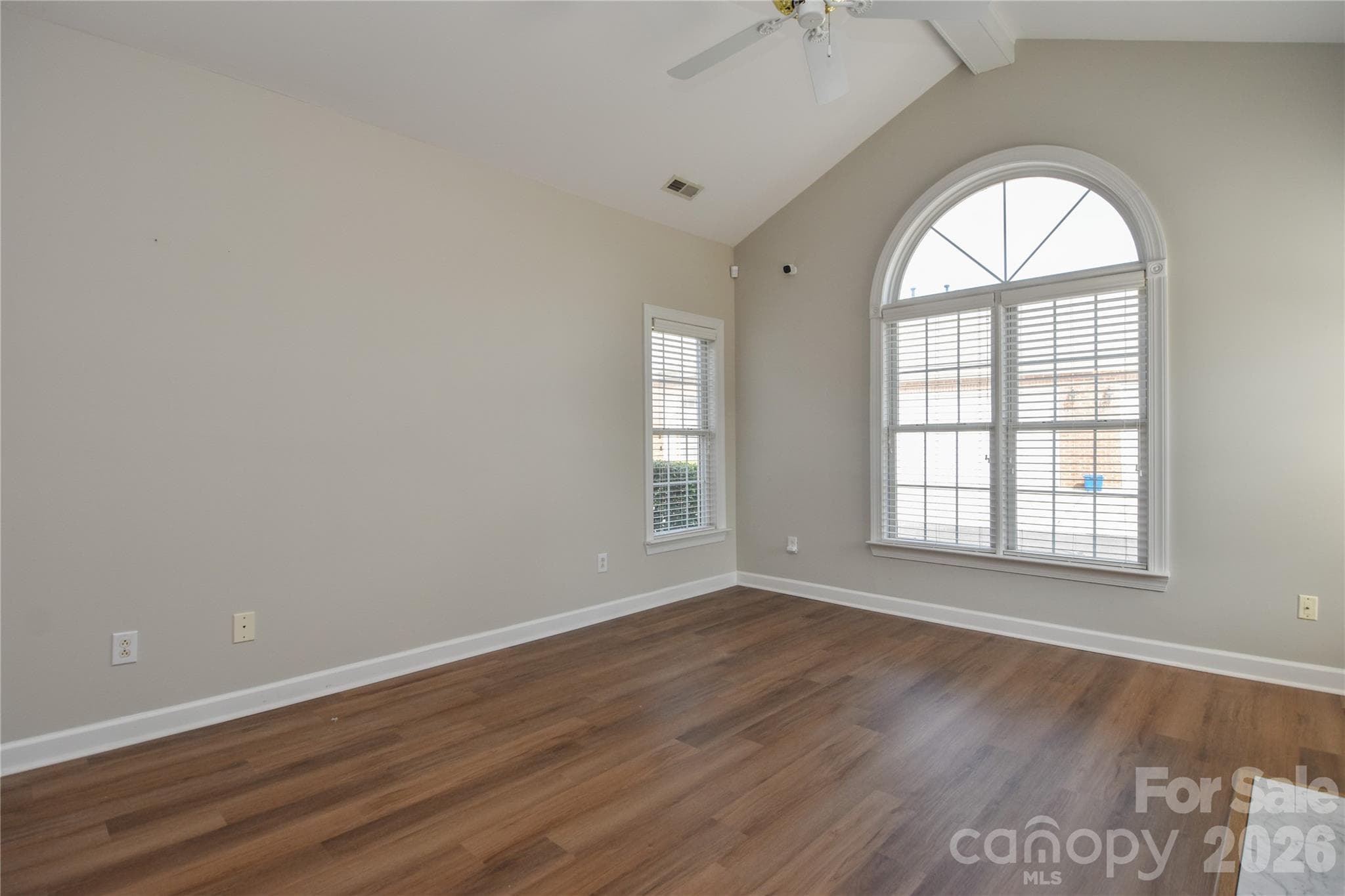 Condominium at 8332 Highland Glen Drive, Charlotte, photo 8 of 25