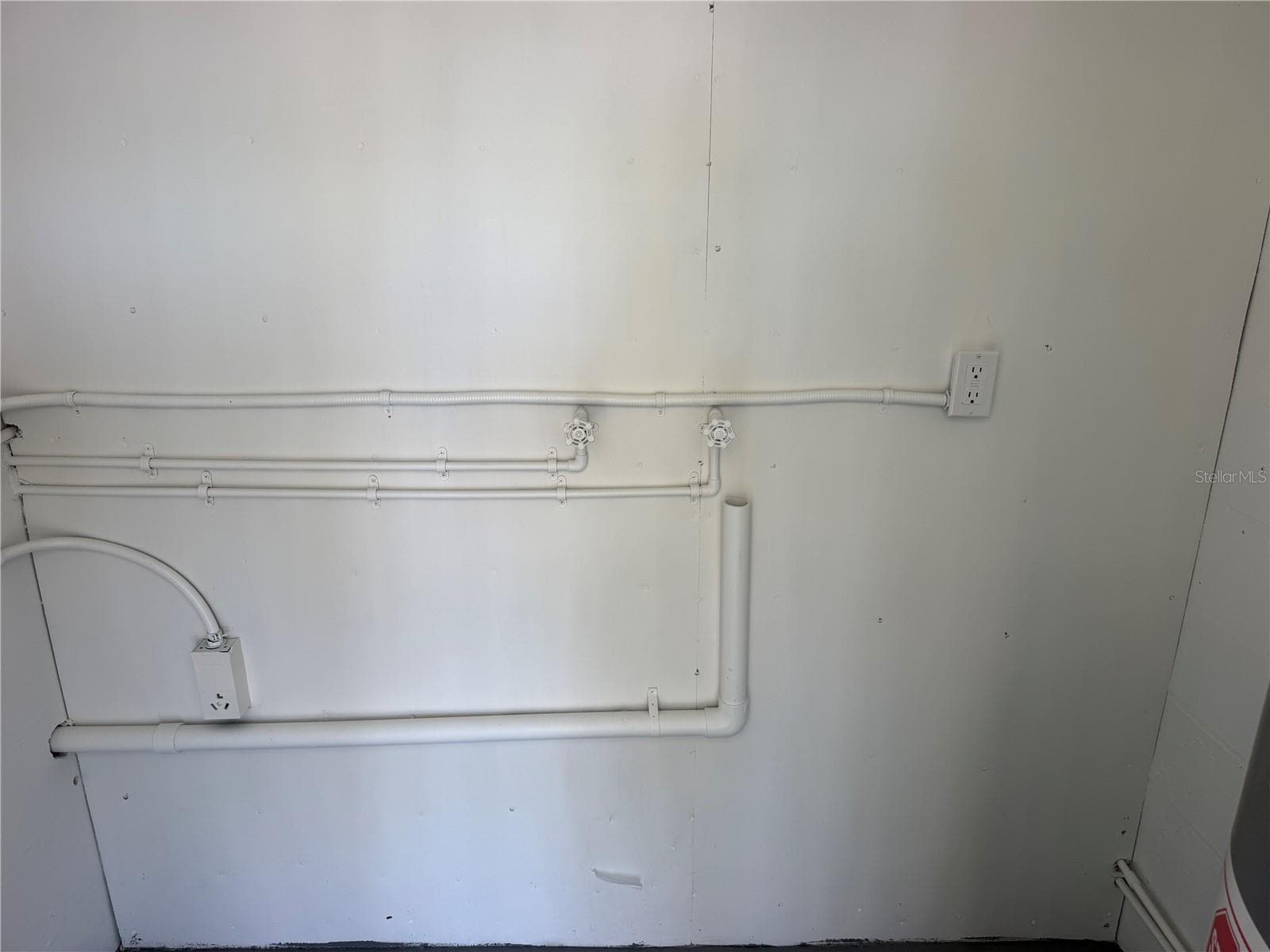 Laundry & Utility Room - 4533 GRAND CENTRAL AVE, NEW PORT RICHEY