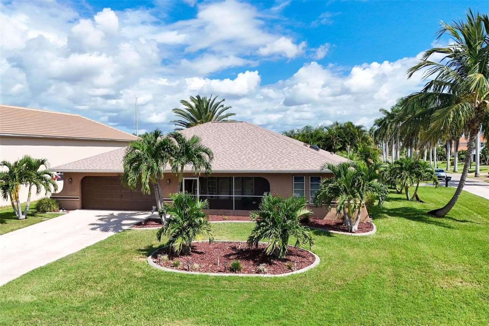 901 SW 51ST TER