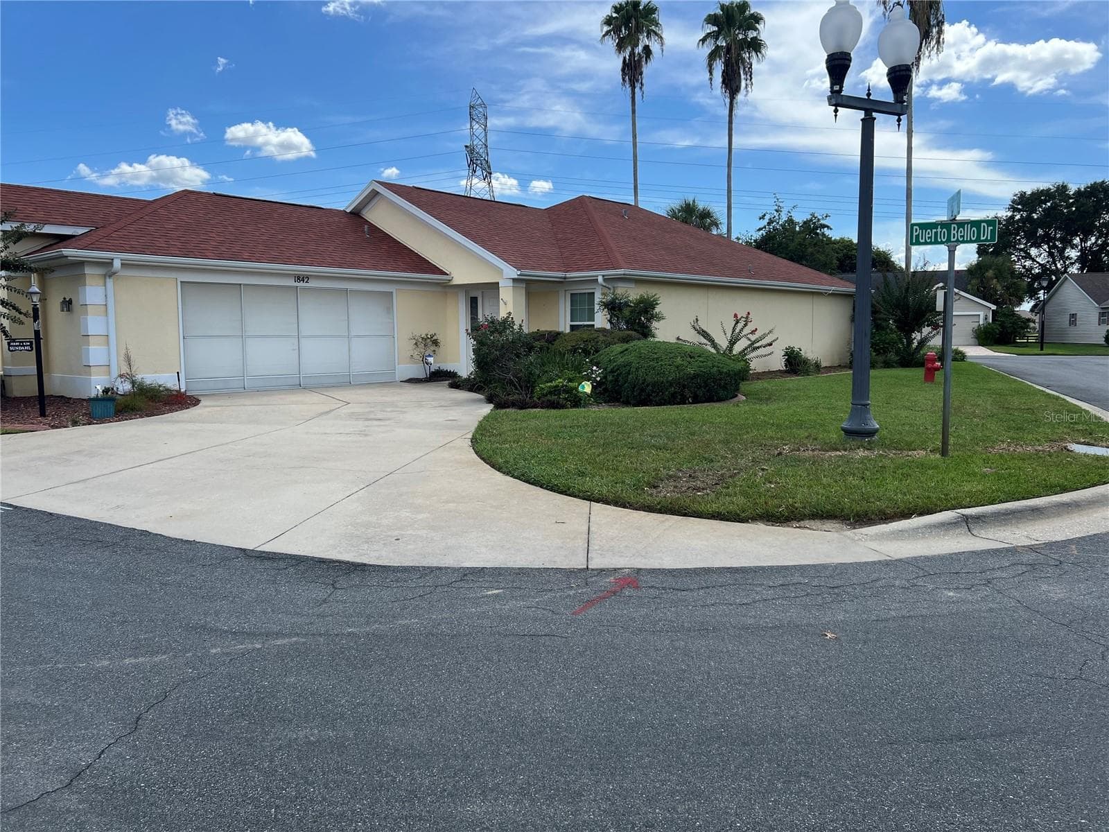 1842 PUERTO BELLO DR