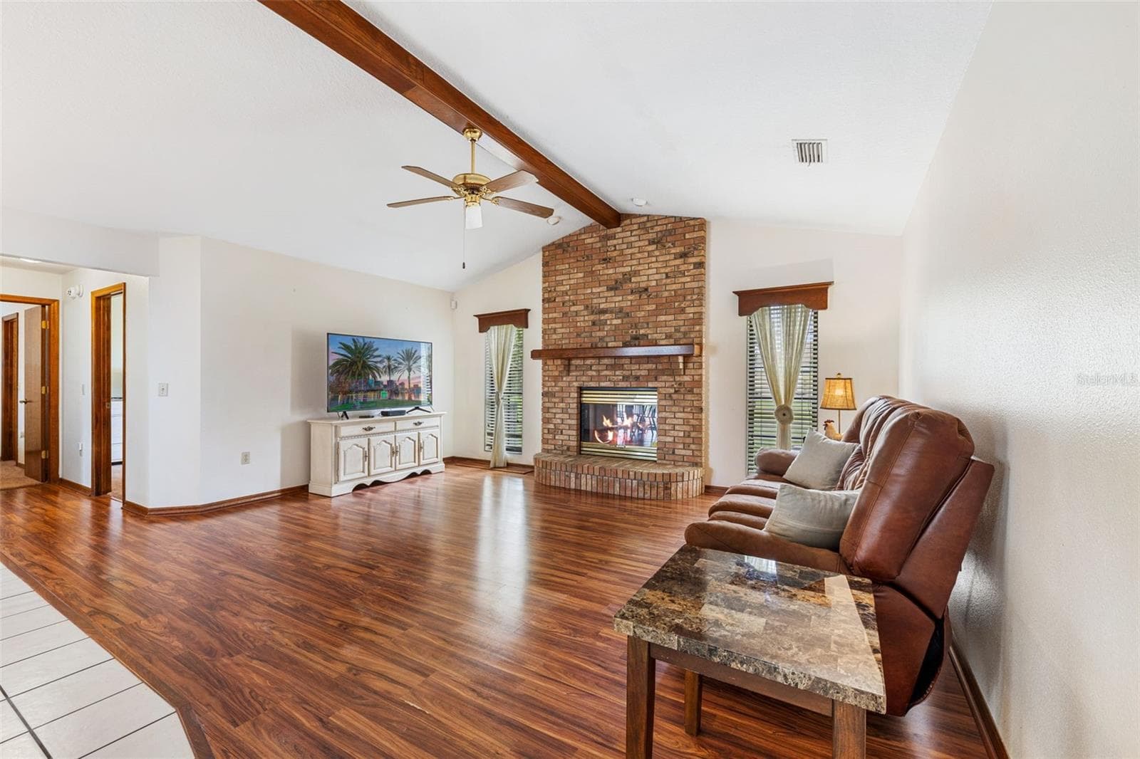 Family Room W/Wood Burning Fire Place - 930 ALBRITTON WAY, LAKE WALES