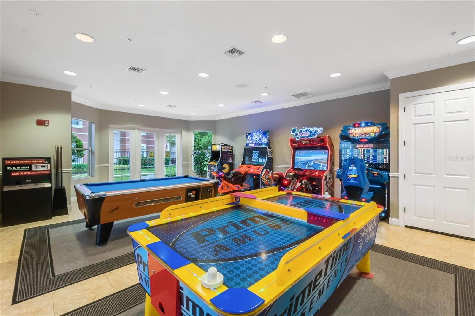 Condominium at 4840 CAYVIEW AVE #405, ORLANDO, photo 85 of 91