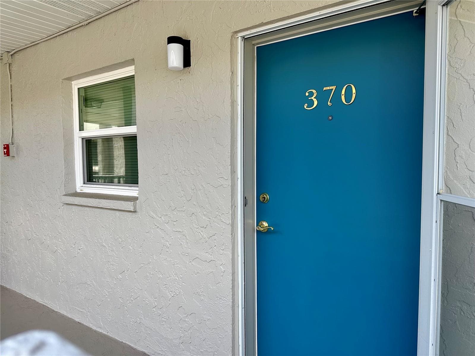 Condominium at 1330 GLEN OAKS DR E #370D, SARASOTA, photo 4 of 34