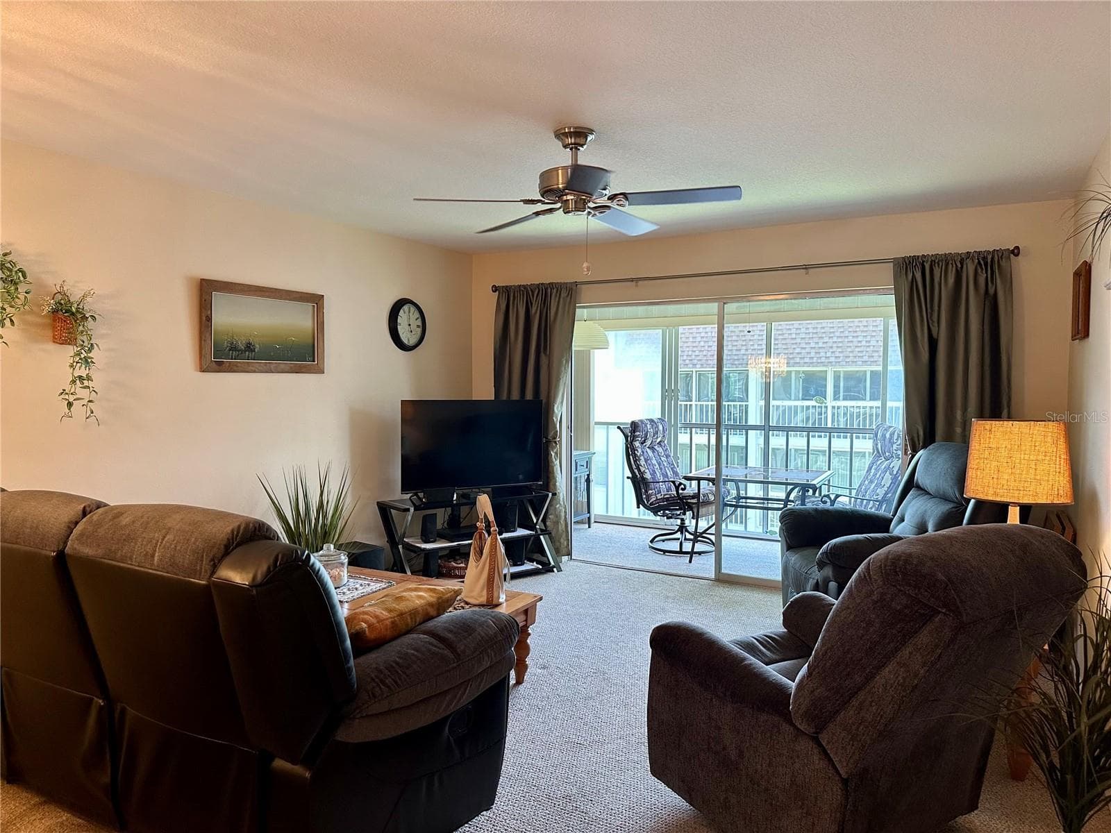 Condominium at 1330 GLEN OAKS DR E #370D, SARASOTA, photo 10 of 34