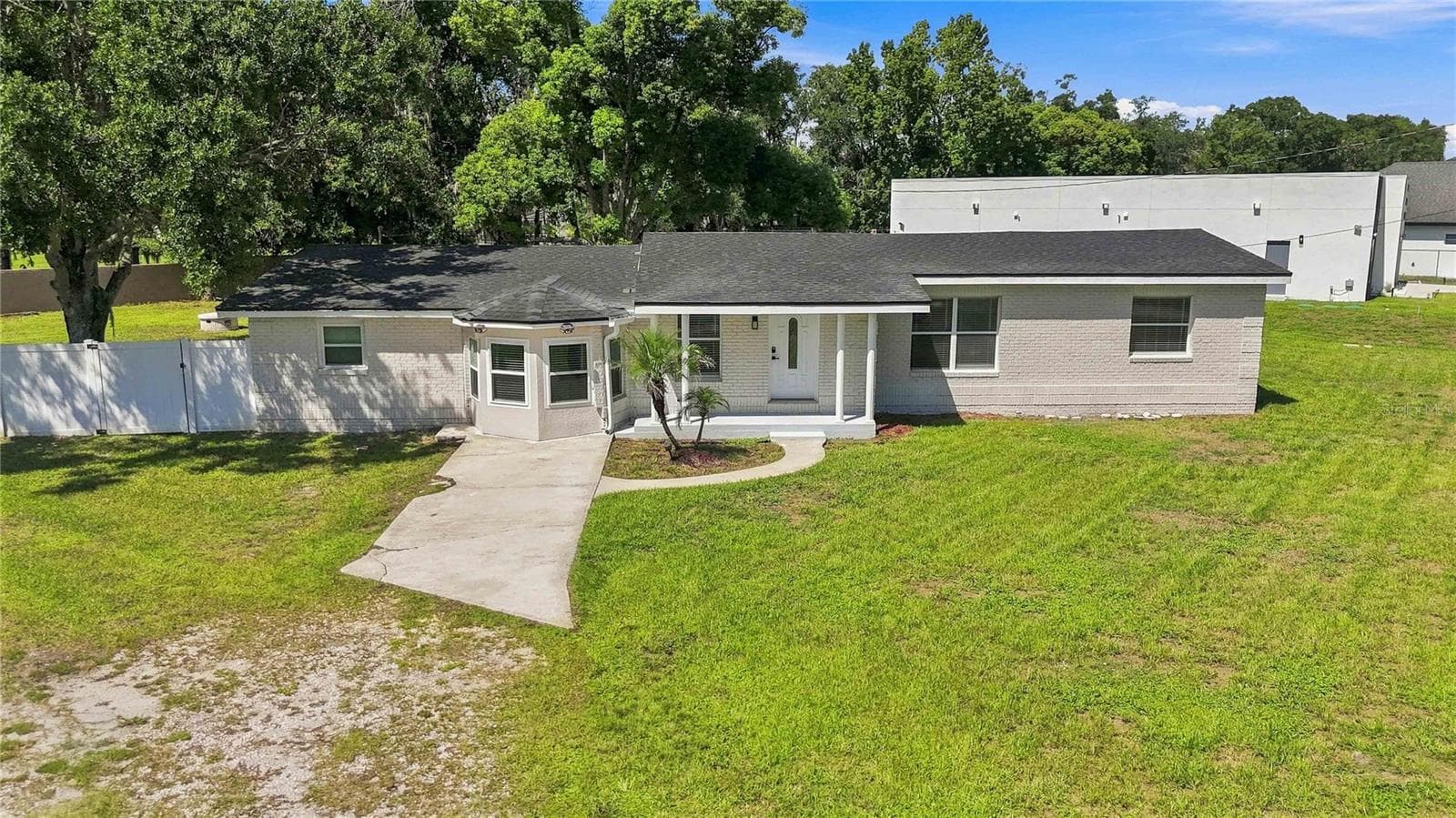 4870 LAKE CECILE DR
