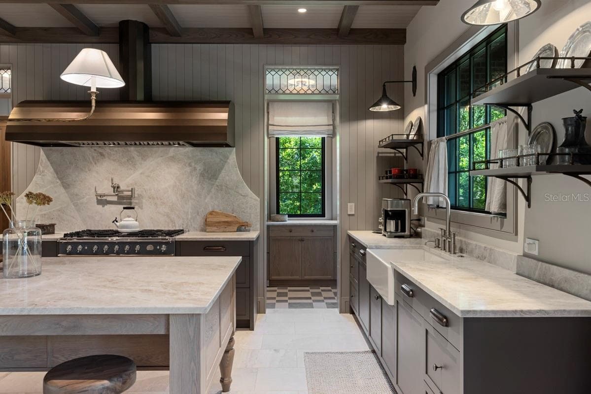 Kitchen - 702 VIA BELLA, WINTER PARK