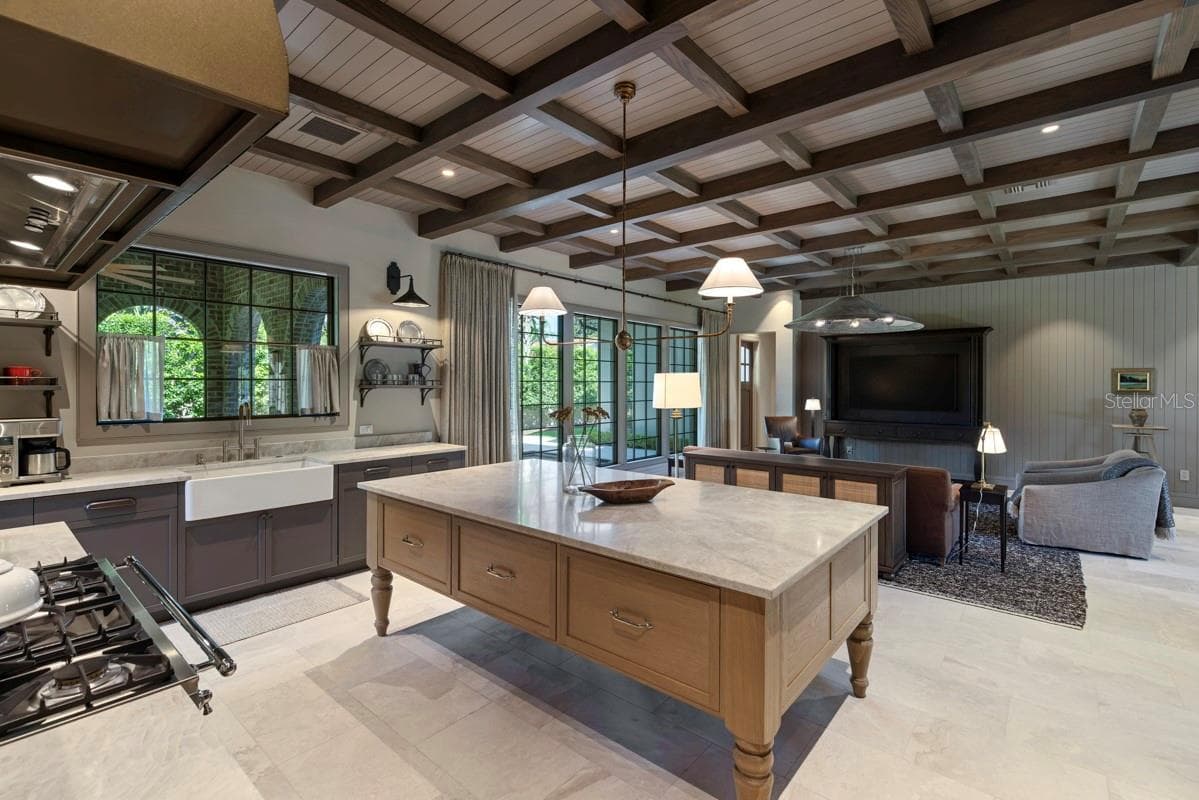 Kitchen/Great Room - 702 VIA BELLA, WINTER PARK