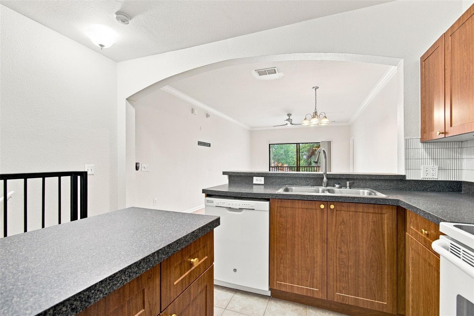 Kitchen - 2151 CHIANTI PL #12-122, PALM HARBOR