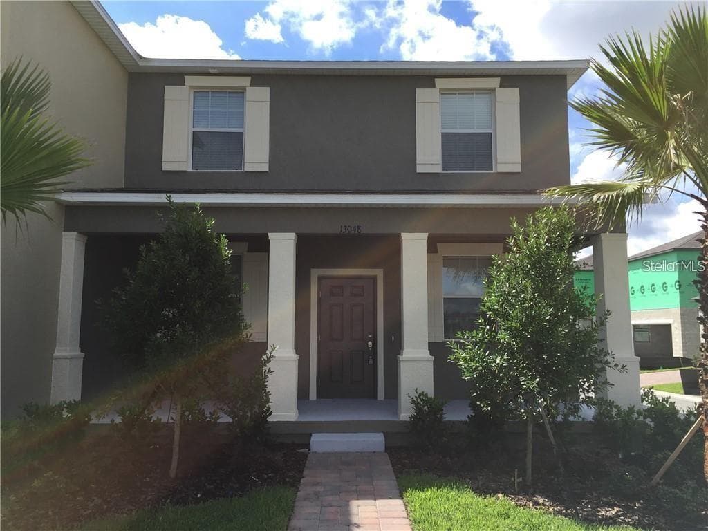 13048 GARRIDAN AVE