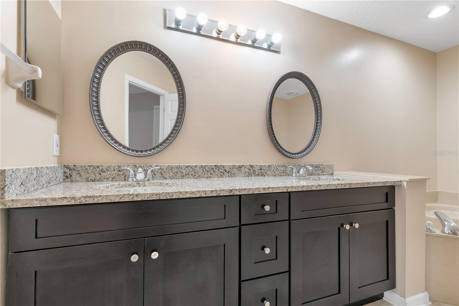 Townhouse at 7320 CYPRESS GROVE RD #70, ORLANDO, photo 31 of 43