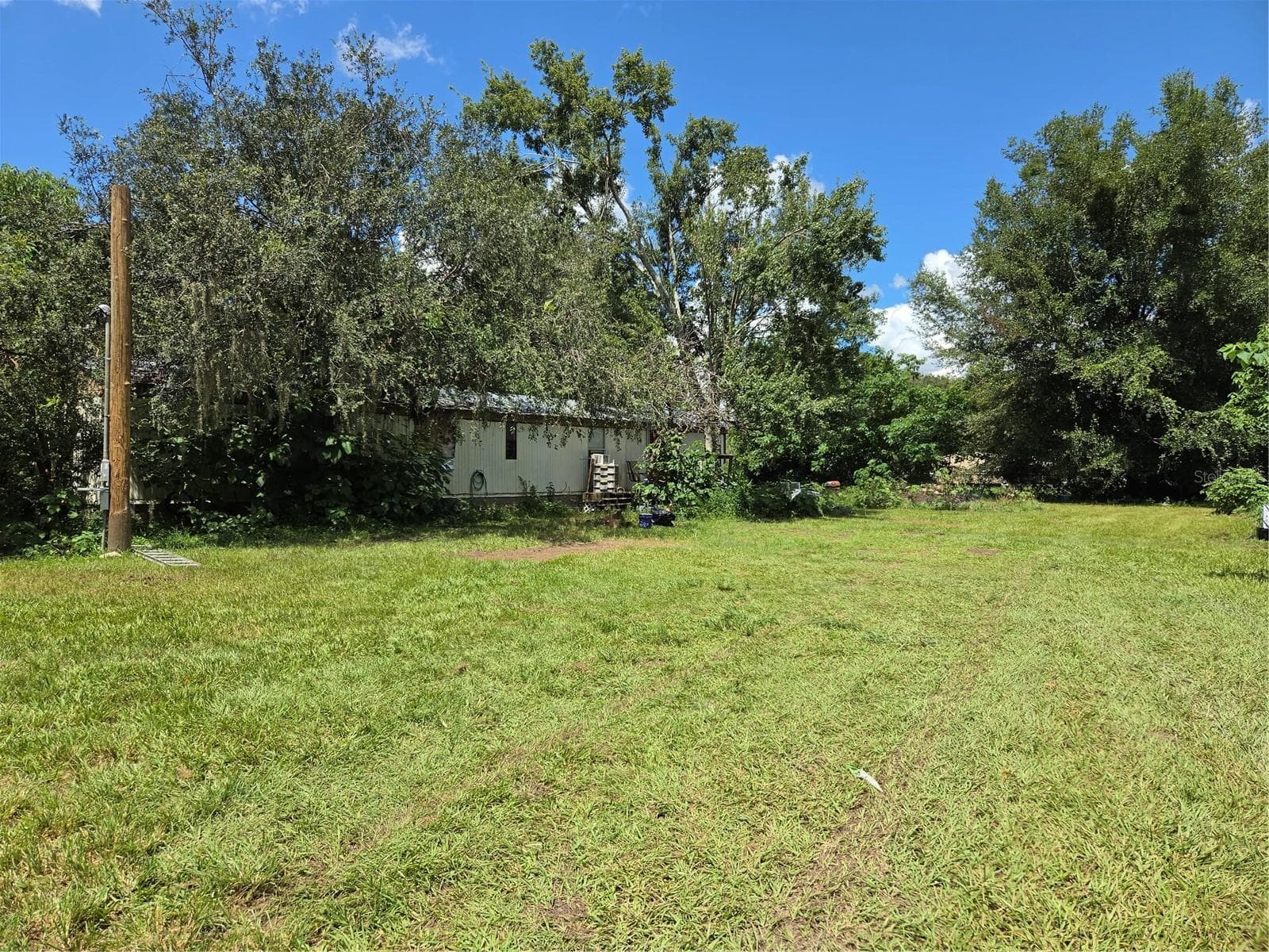 Manufactured Home at 33349 ARTHUR DR, WESLEY CHAPEL, photo 4 of 6