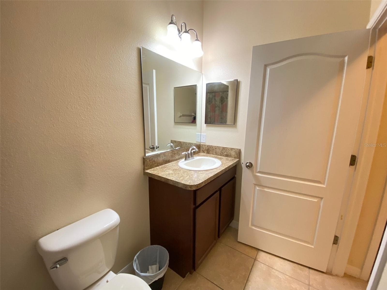 Single Family Residence at 2555 CARRICKTON CIR, ORLANDO, photo 12 of 34