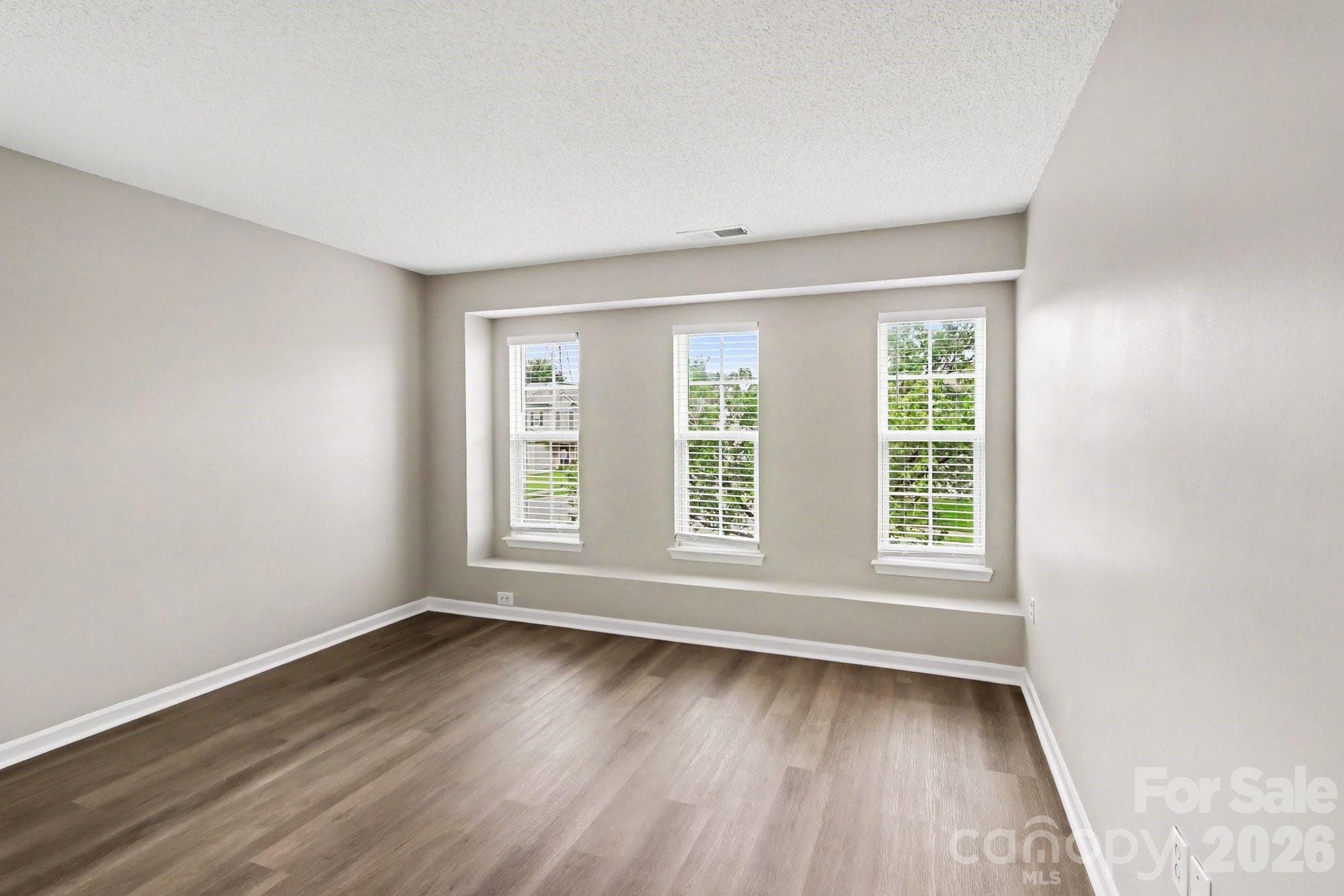 Single Family Residence at 4022 Houldsworth Drive, Charlotte, photo 23 of 30