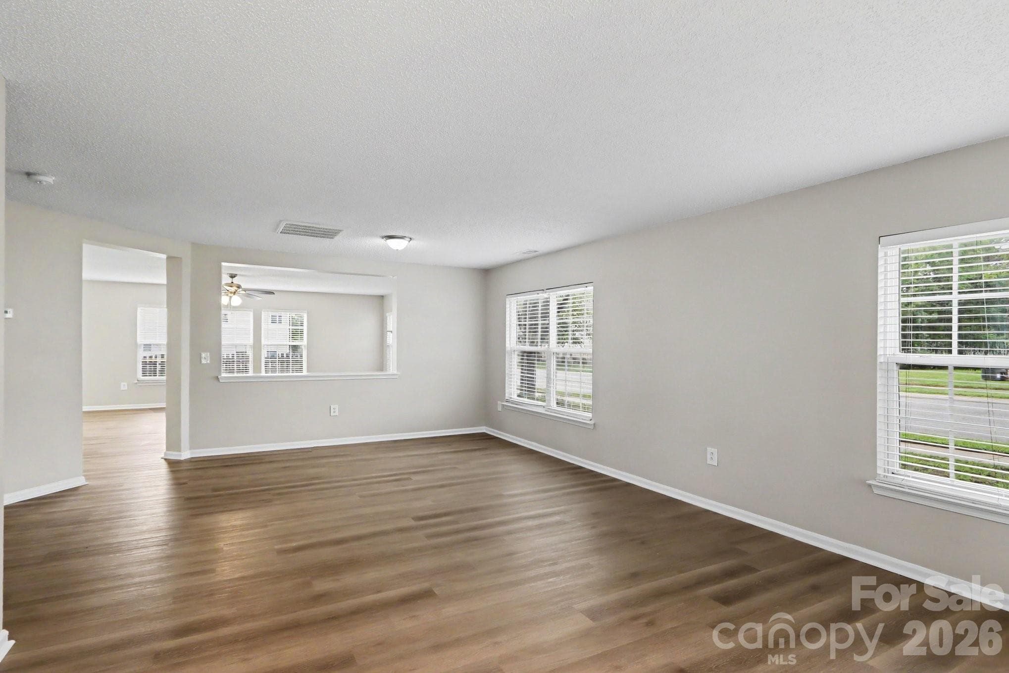 Single Family Residence at 4022 Houldsworth Drive, Charlotte, photo 12 of 30