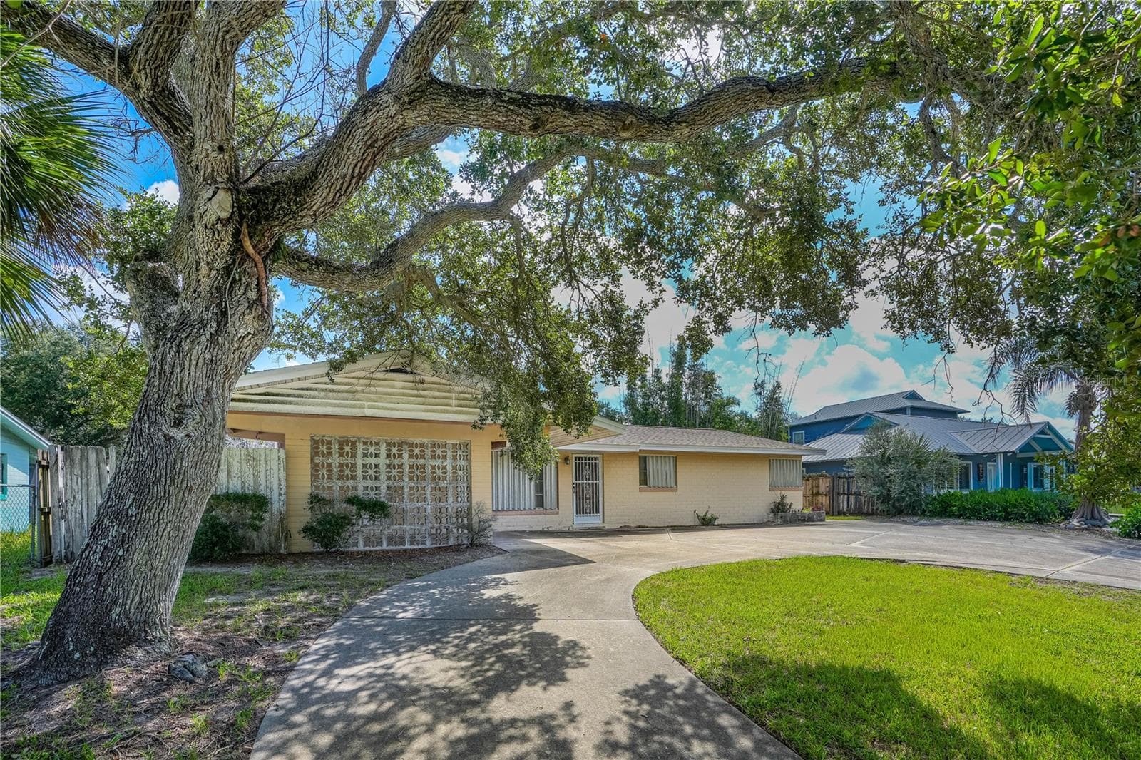 Single Family Residence at 2005 SAXON DR, NEW SMYRNA BEACH, photo 4 of 43