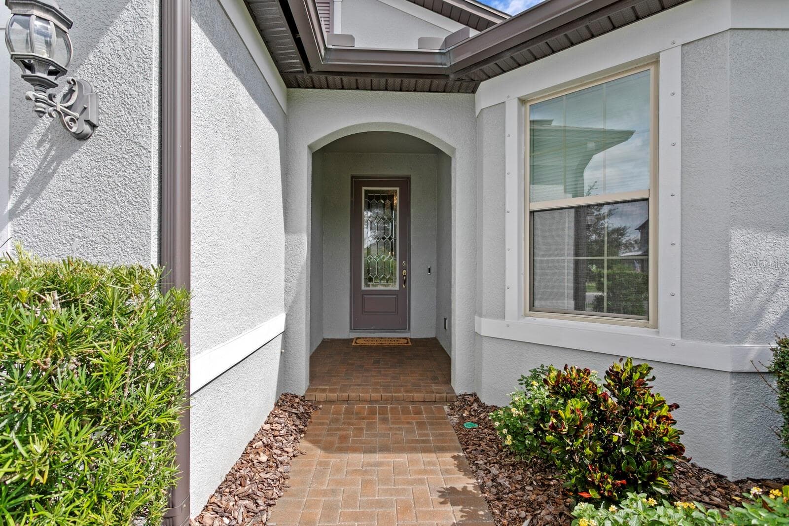 Paver entrance - 18908 WILLOWMORE CEDAR DR, LUTZ