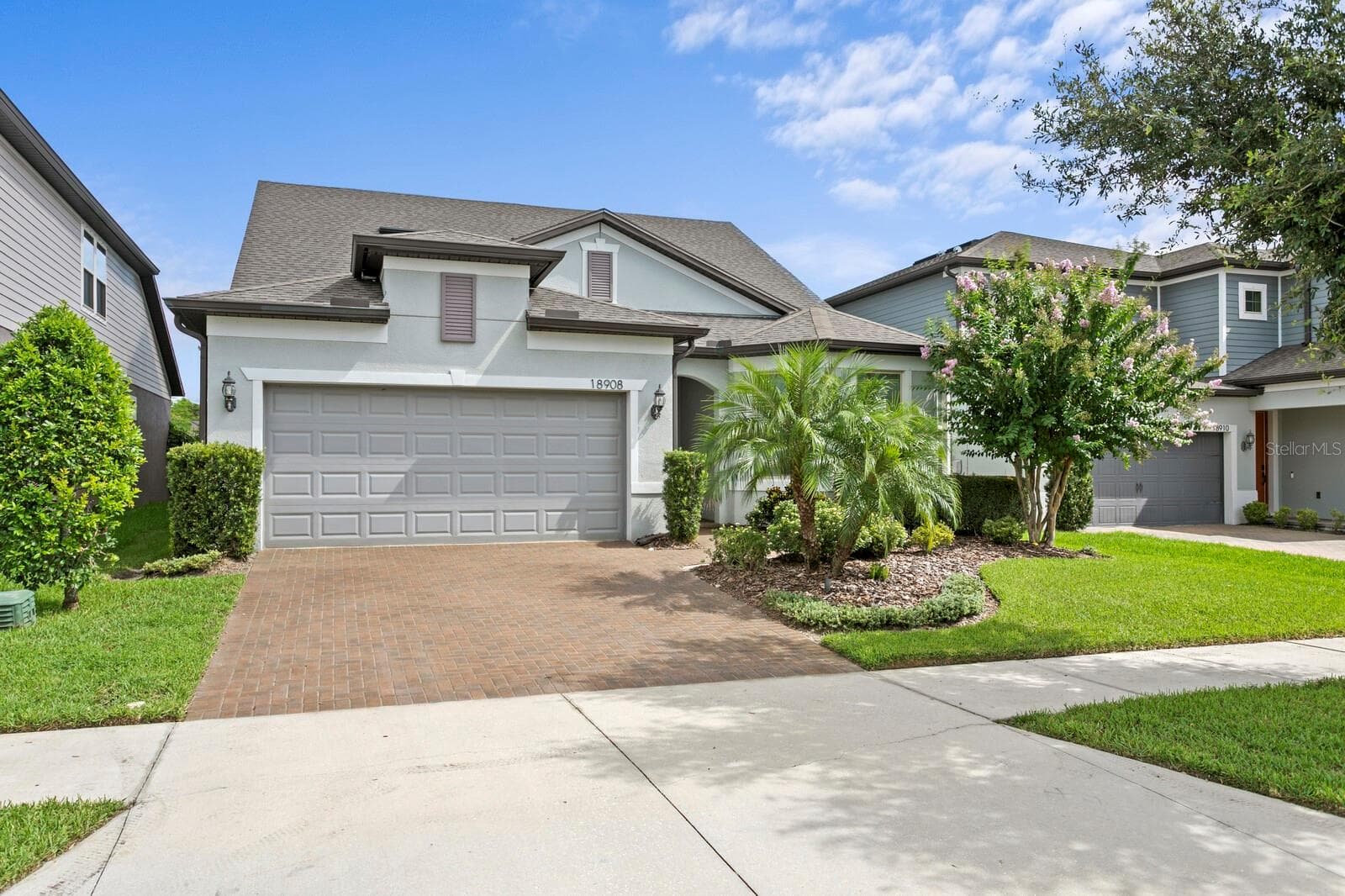 Don't wait to make this beautiful property your new home today! - 18908 WILLOWMORE CEDAR DR, LUTZ