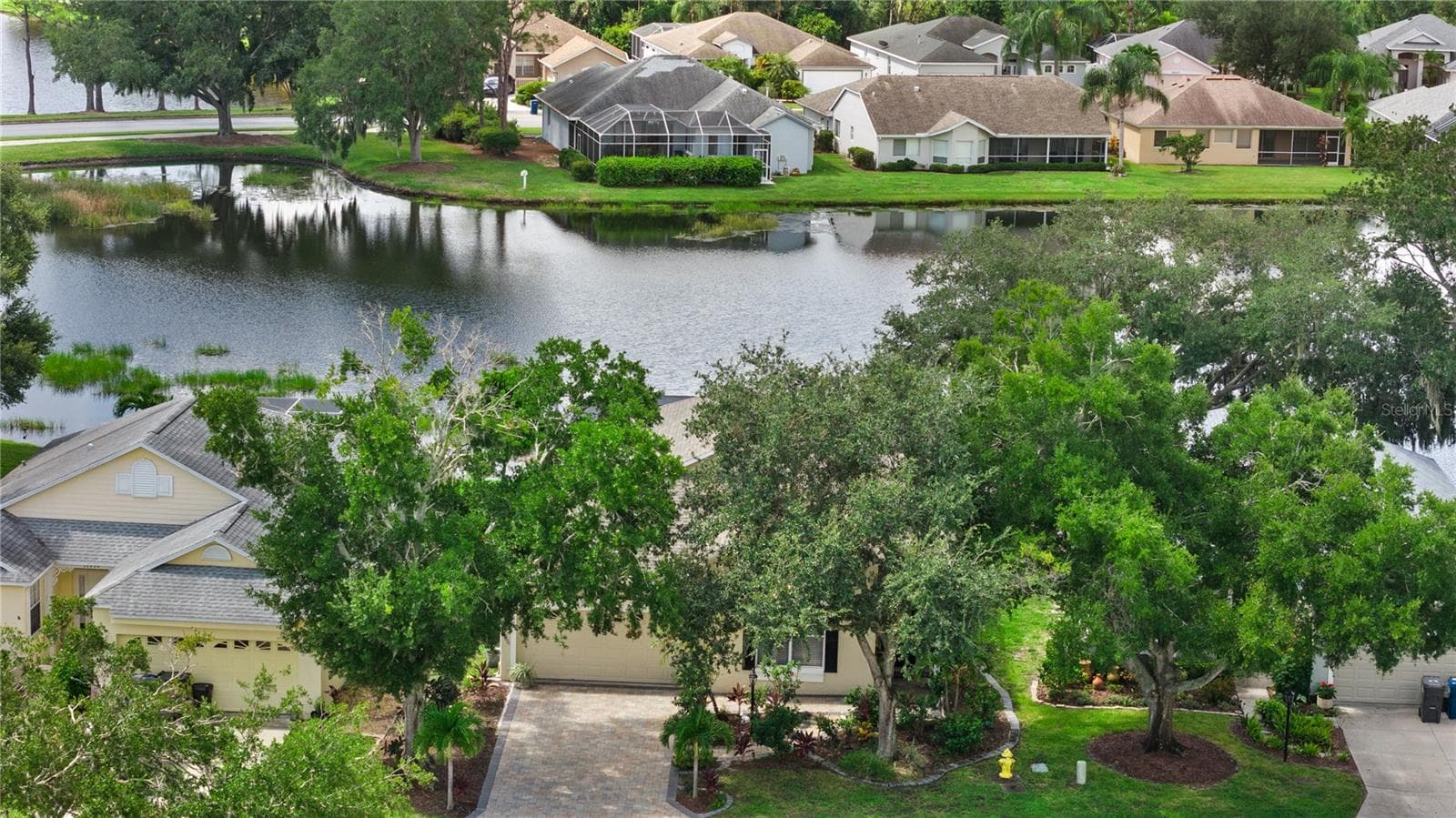 Lakefront home in Summerfield Village, Lakewood Ranch. - 11326 BLUE SAGE PL, LAKEWOOD RANCH