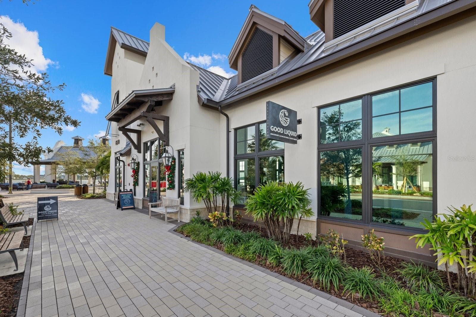 Dining in Waterside Place. - 11326 BLUE SAGE PL, LAKEWOOD RANCH