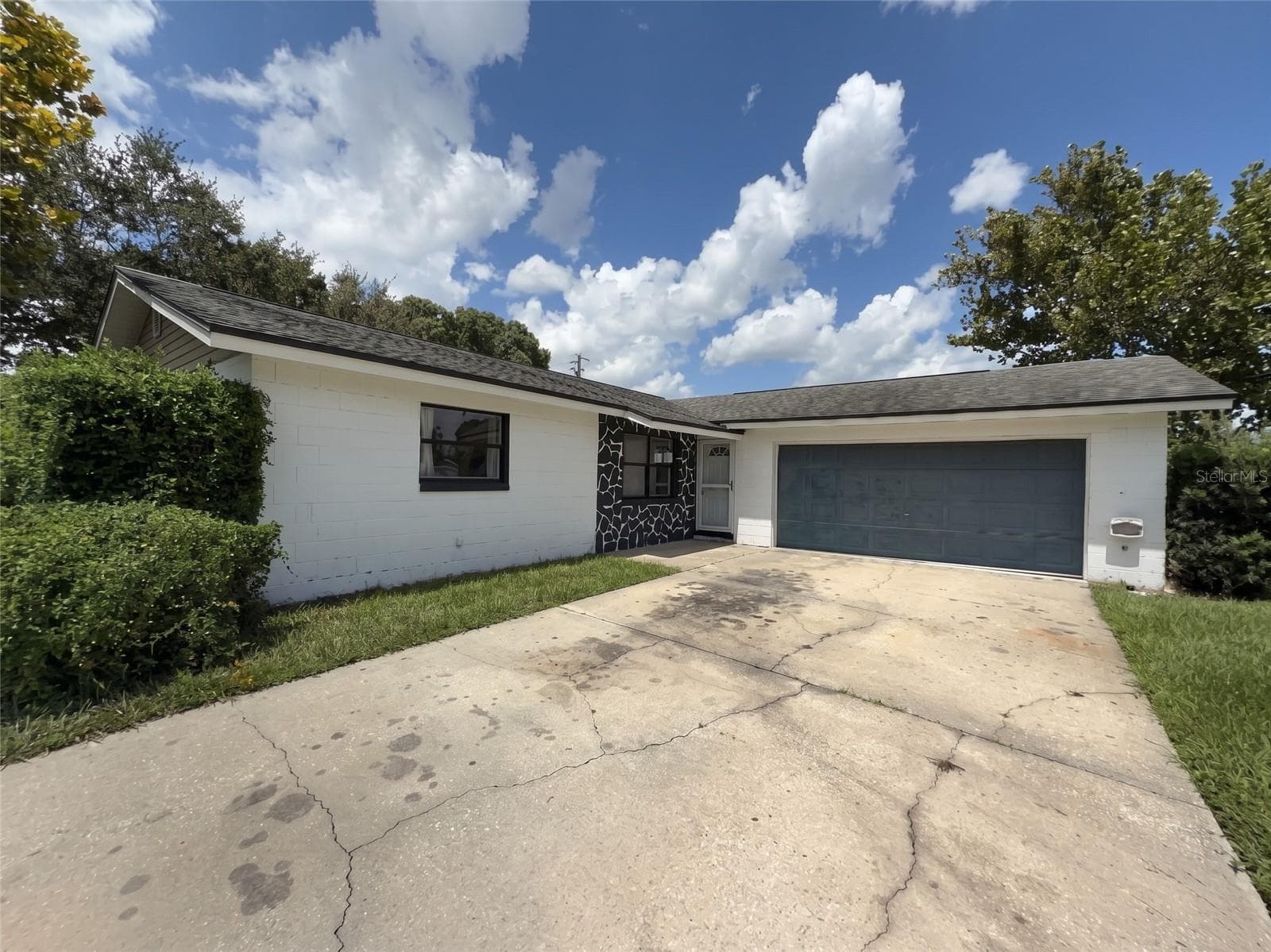 996 GRAYSON DR
