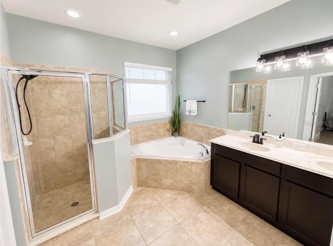 Single Family Residence at 1518 RHODESWELL LN, DOVER, photo 12 of 26
