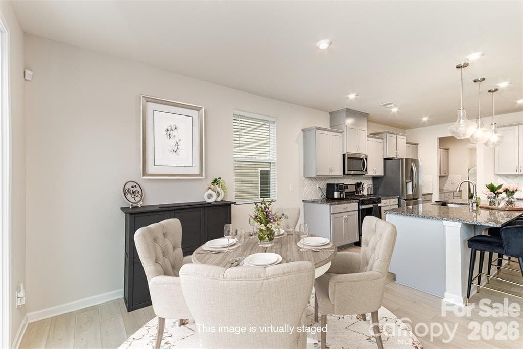 Single Family Residence at 4113 Matindale Way, Charlotte, photo 10 of 23