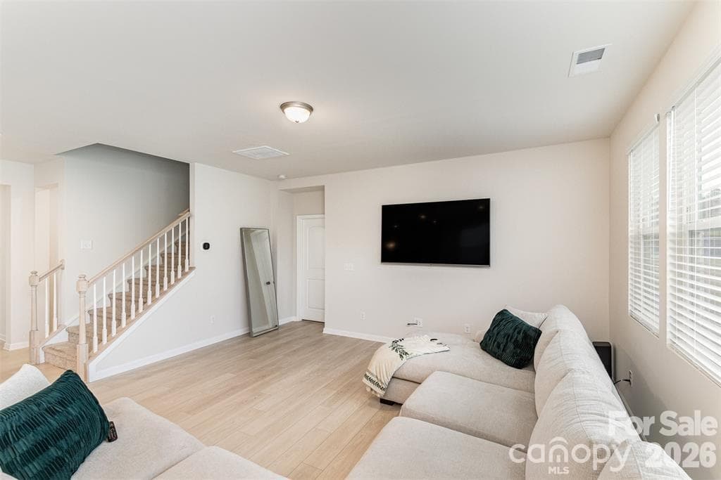 Single Family Residence at 4113 Matindale Way, Charlotte, photo 11 of 23