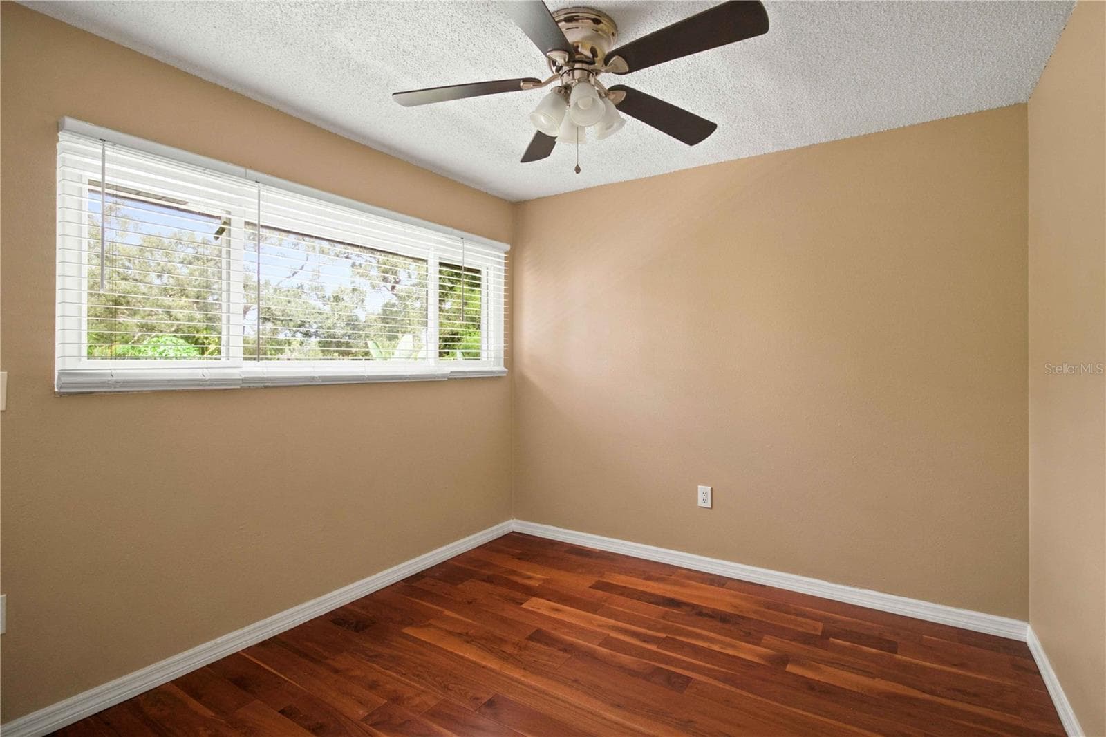 Condominium at 1006 LONGFELLOW CT, SARASOTA, photo 21 of 55