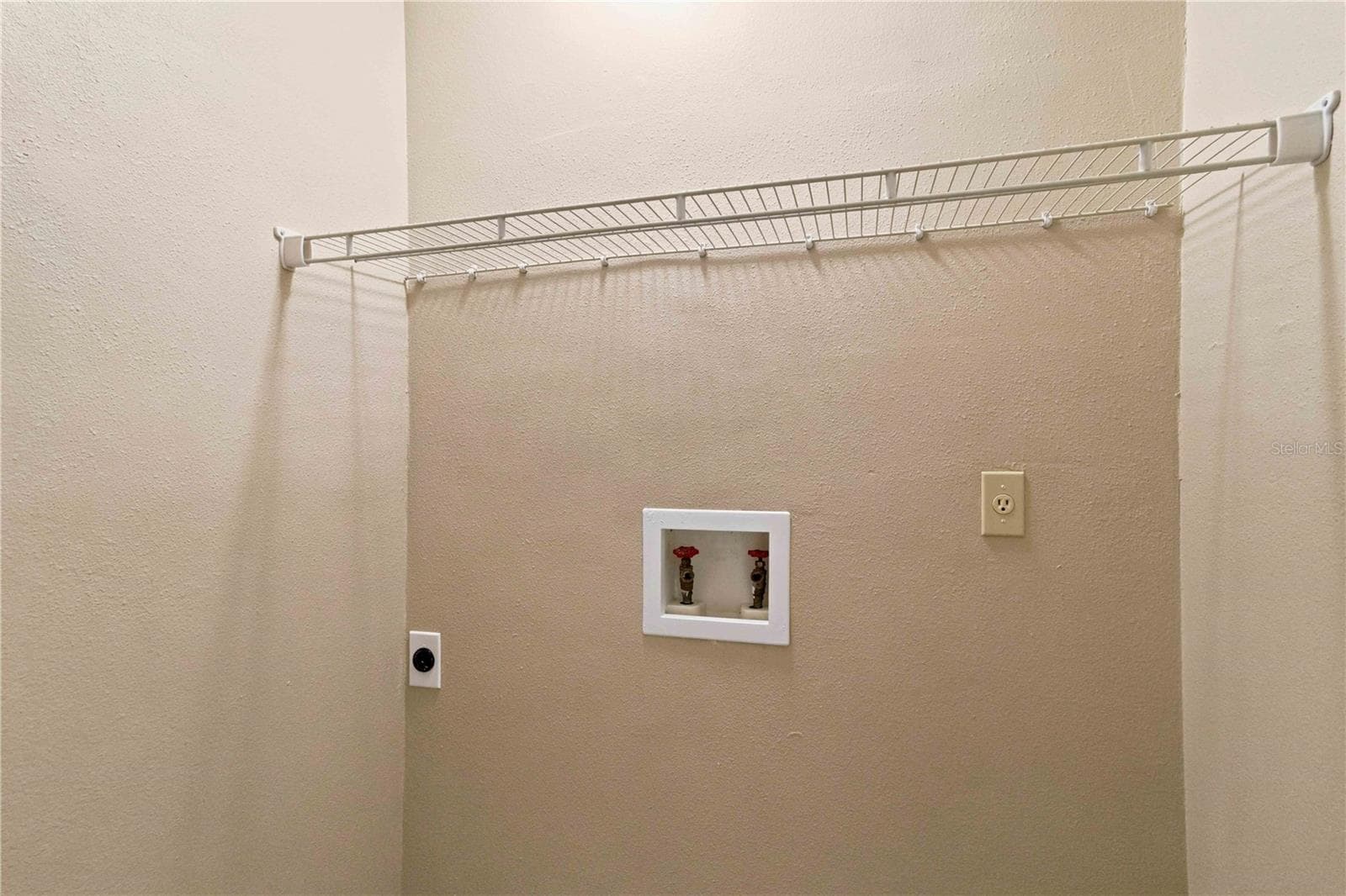 Condominium at 1006 LONGFELLOW CT, SARASOTA, photo 28 of 55