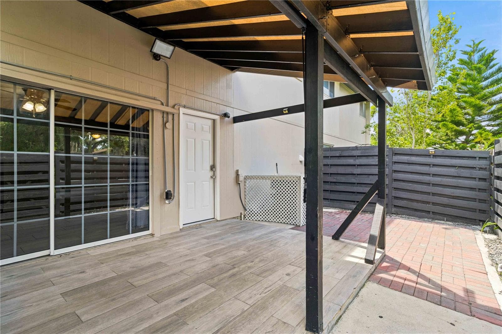Condominium at 1006 LONGFELLOW CT, SARASOTA, photo 37 of 55