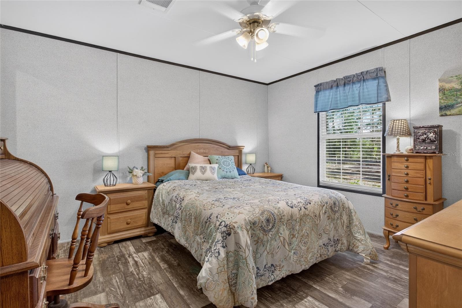 Manufactured Home at 79 NE 91ST ST, BRANFORD, photo 25 of 43