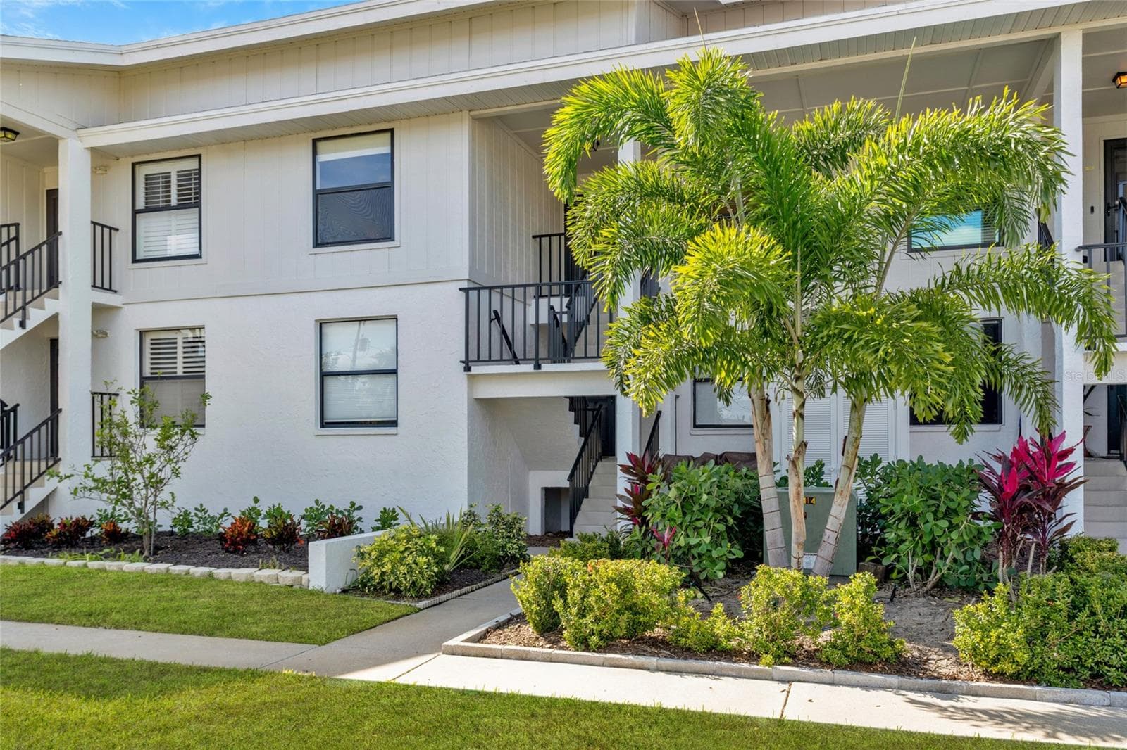 Condominium at 9226 MIDNIGHT PASS RD #3B, SARASOTA, photo 3 of 88
