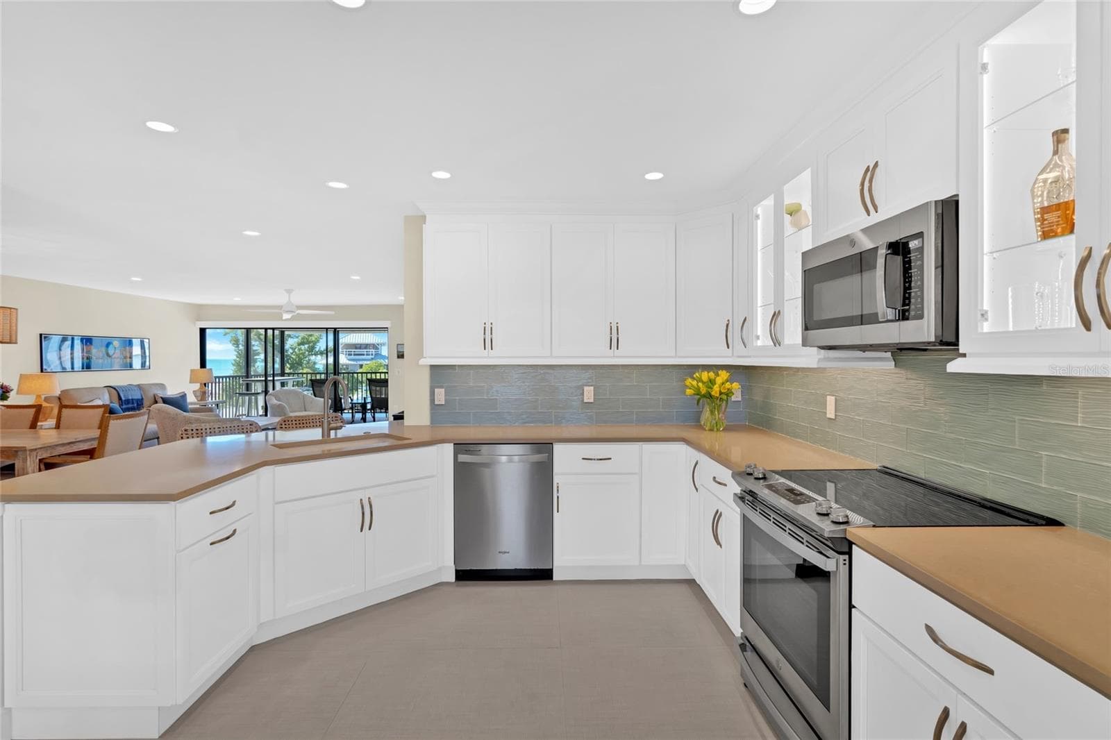 Condominium at 9226 MIDNIGHT PASS RD #3B, SARASOTA, photo 12 of 88