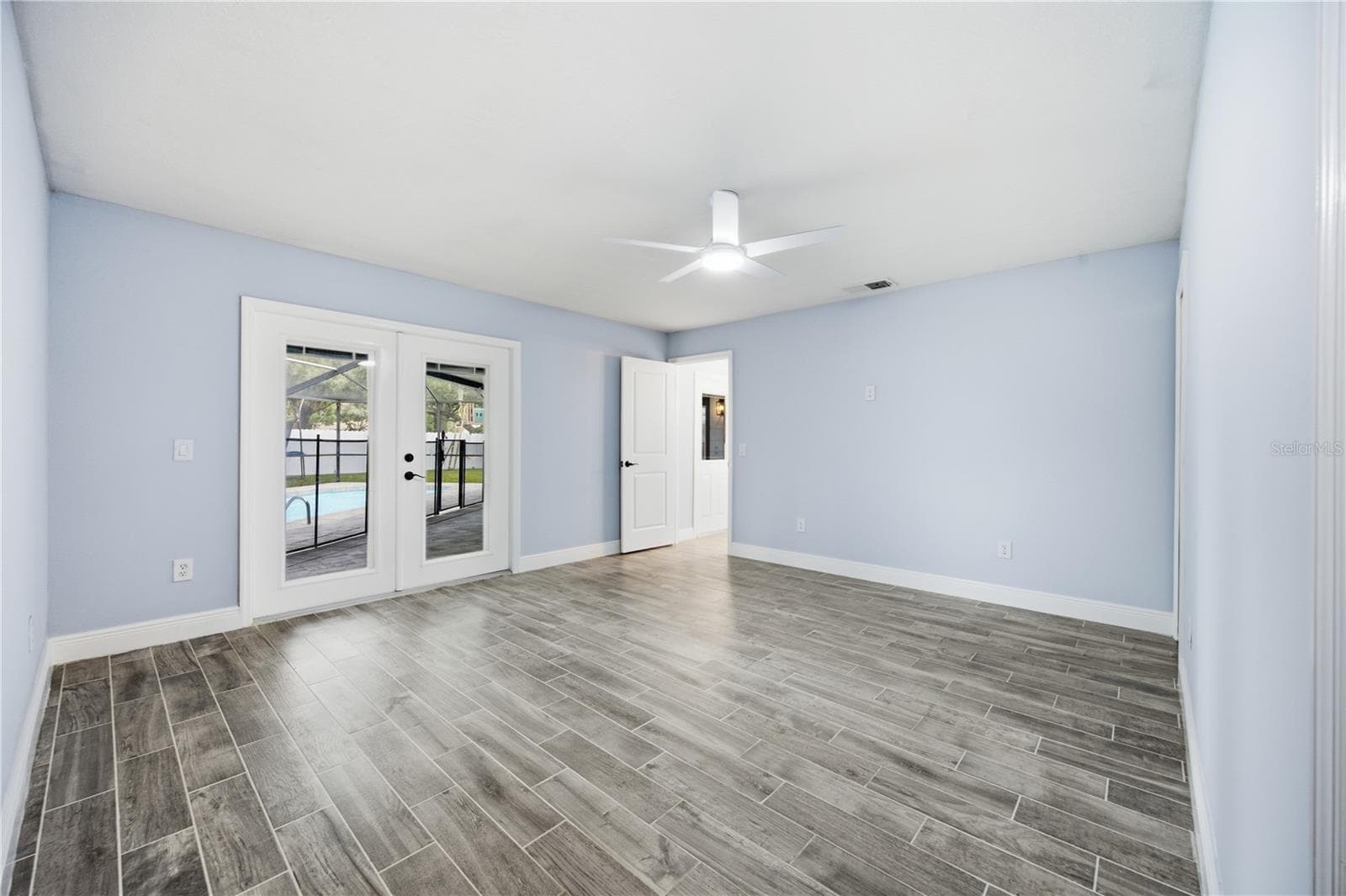 Single Family Residence at 2005 RUSSELL DR, TAMPA, photo 18 of 49