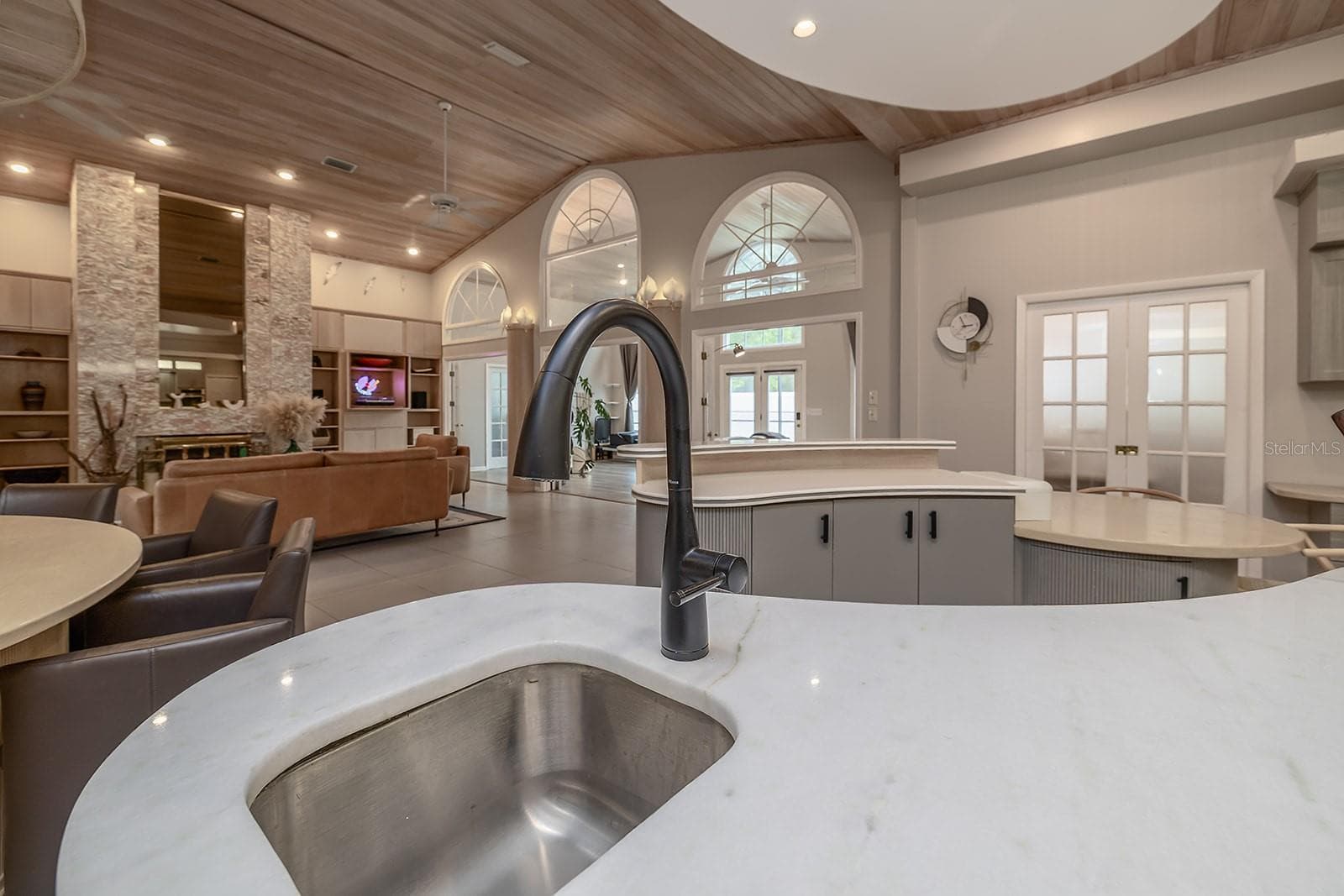 Single Family Residence at 101 N ST ANDREWS DR, ORMOND BEACH, photo 9 of 39