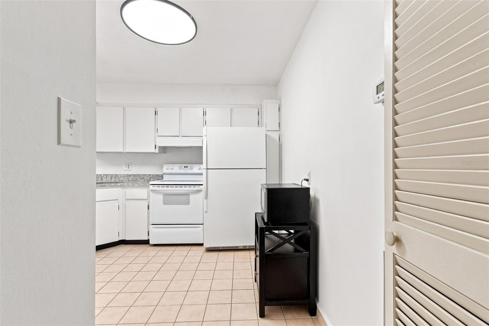 Condominium at 1655 S HIGHLAND AVE #B110, CLEARWATER, photo 18 of 100
