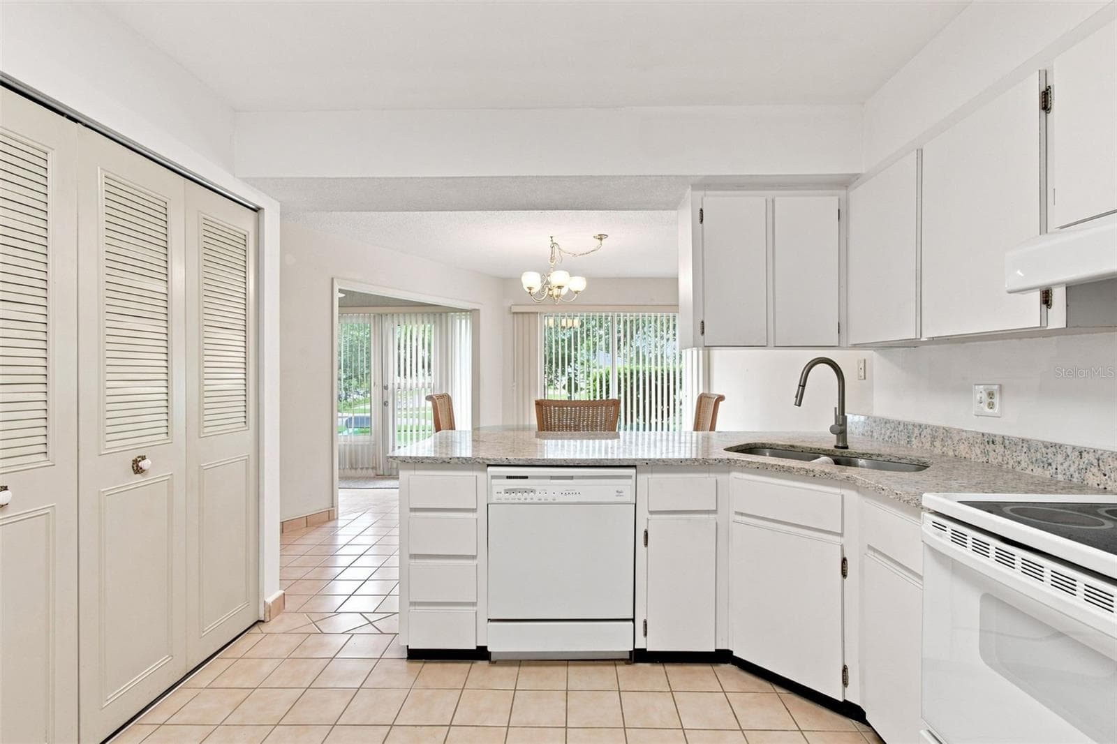 Condominium at 1655 S HIGHLAND AVE #B110, CLEARWATER, photo 20 of 100