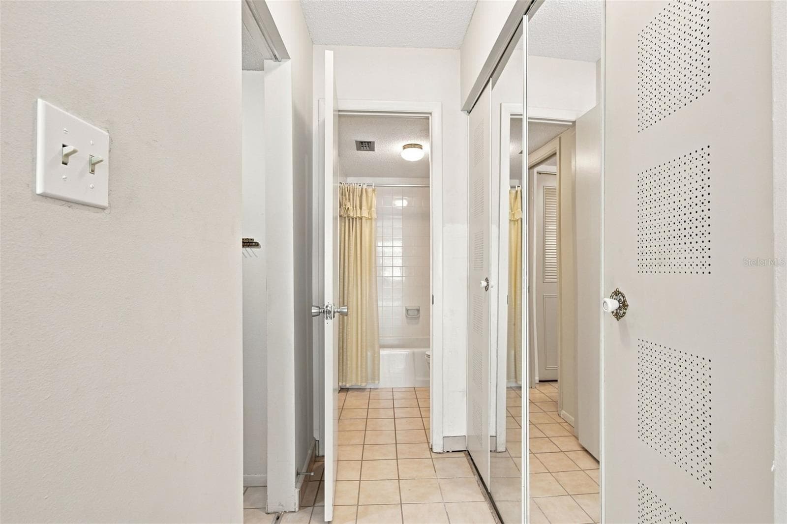 Condominium at 1655 S HIGHLAND AVE #B110, CLEARWATER, photo 31 of 100