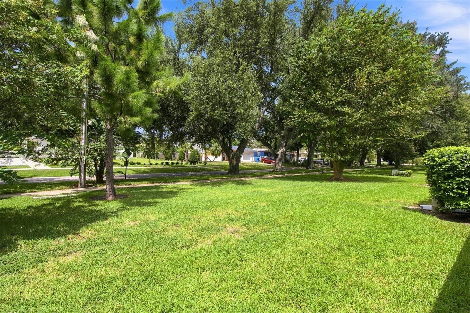 Condominium at 1655 S HIGHLAND AVE #B110, CLEARWATER, photo 54 of 100