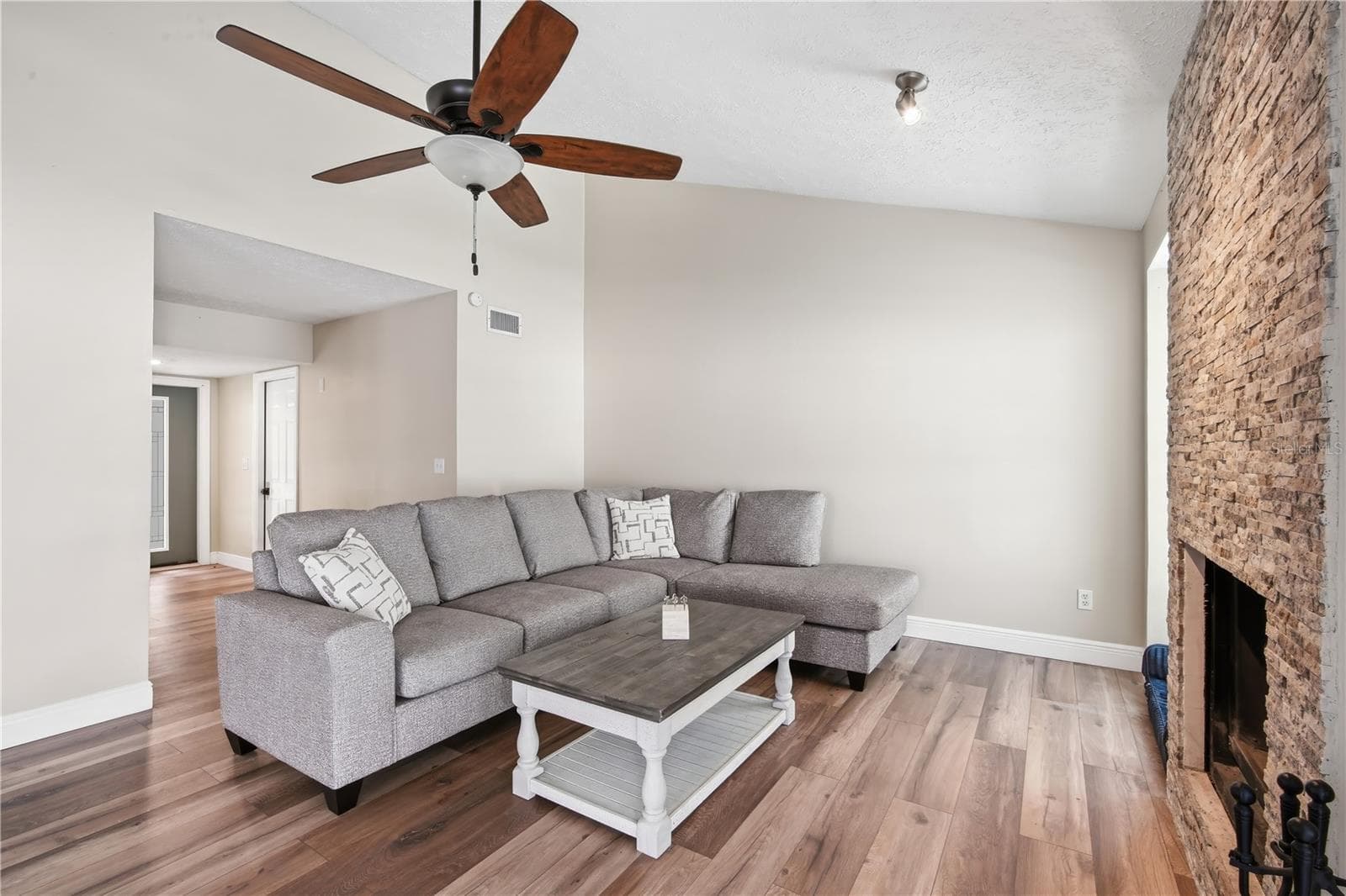 Single Family Residence at 4509 GRAINARY AVE, TAMPA, photo 6 of 25