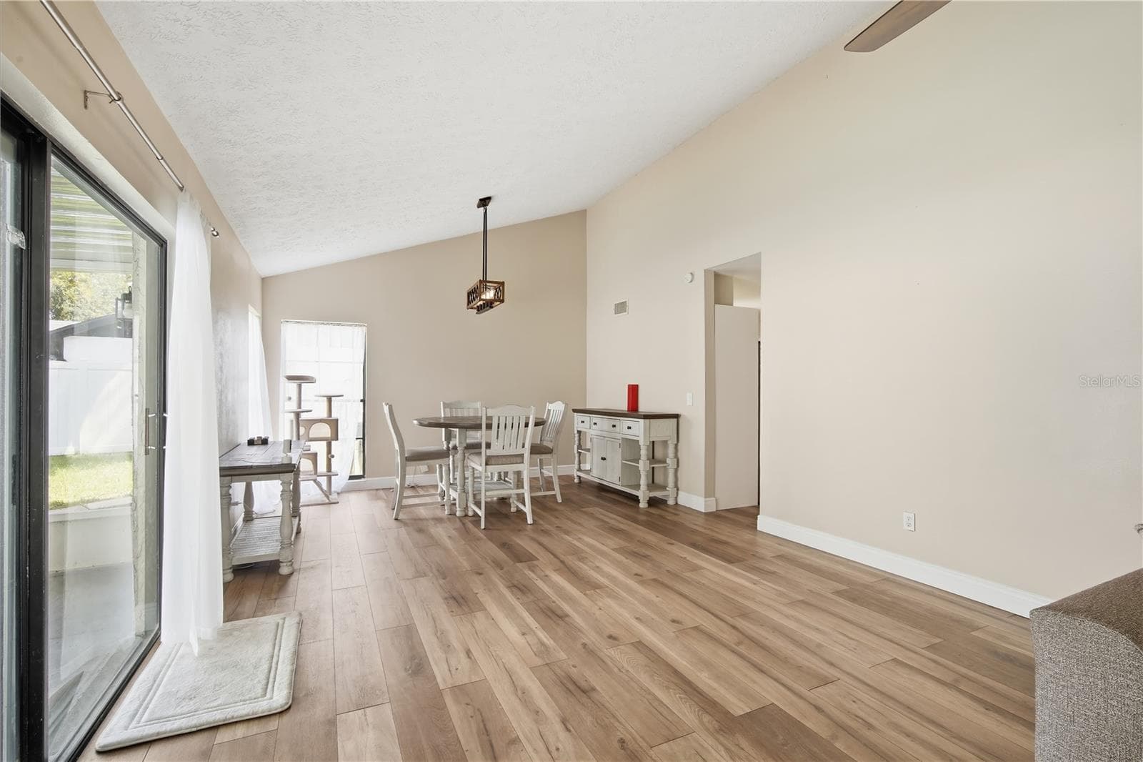Single Family Residence at 4509 GRAINARY AVE, TAMPA, photo 7 of 25