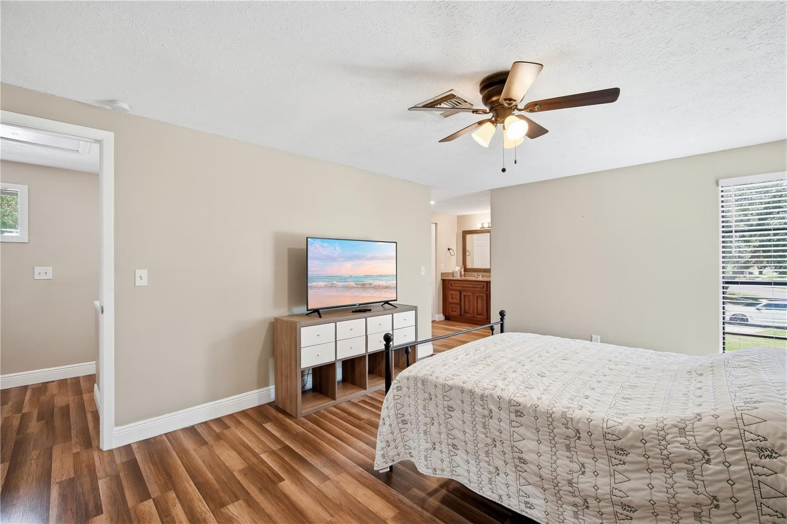 Single Family Residence at 4509 GRAINARY AVE, TAMPA, photo 14 of 25