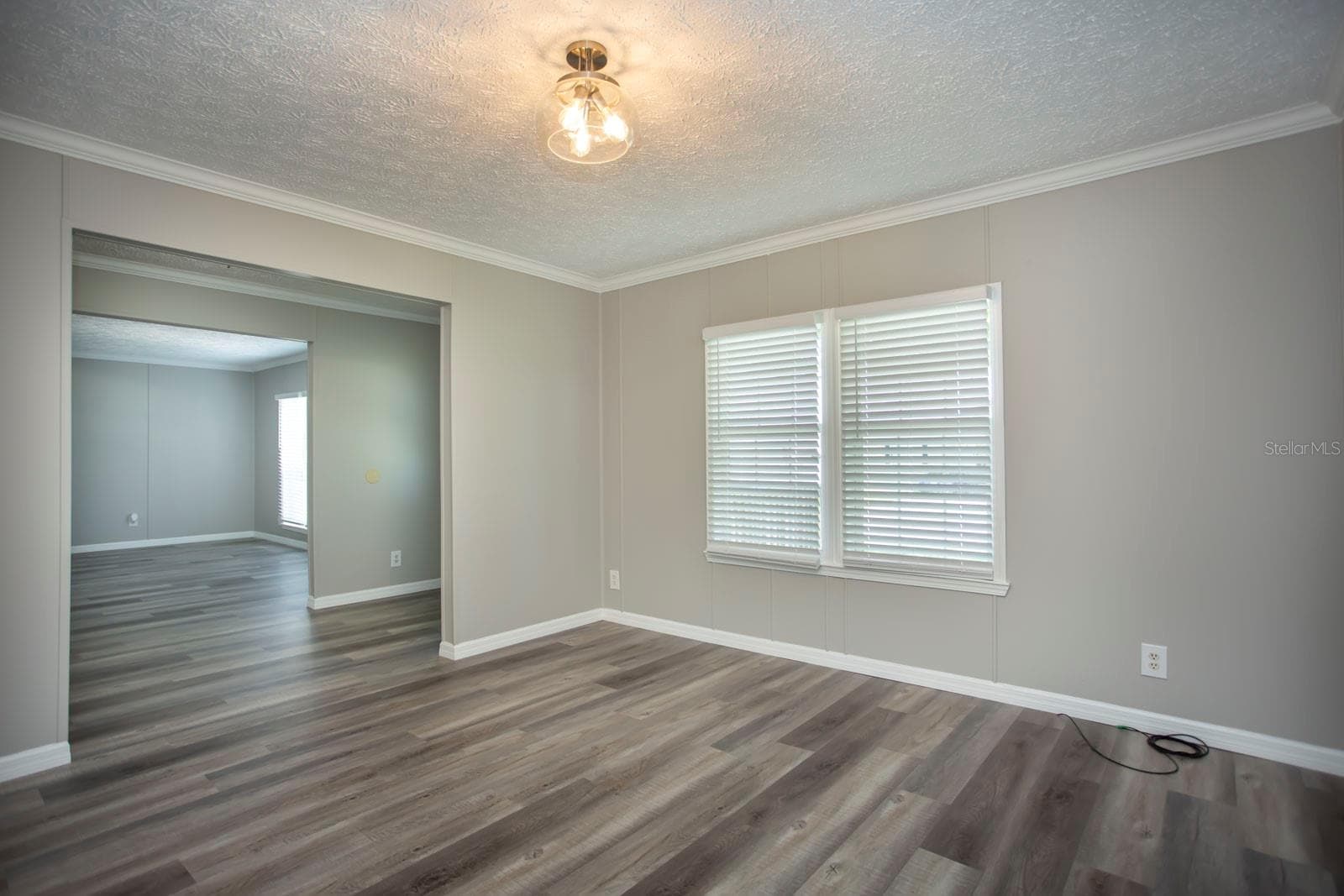 Manufactured Home at 8336 CHANCE DR, LAKELAND, photo 8 of 37
