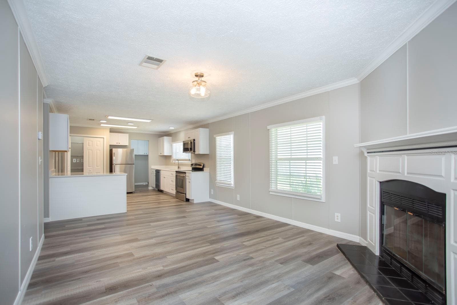 Manufactured Home at 8336 CHANCE DR, LAKELAND, photo 20 of 37
