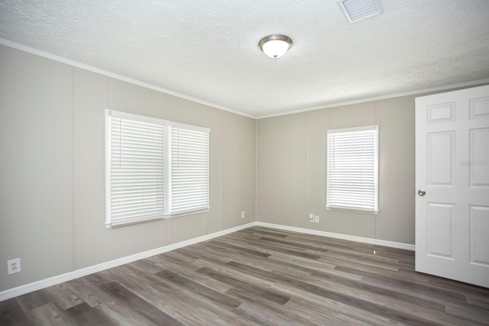 Manufactured Home at 8336 CHANCE DR, LAKELAND, photo 22 of 37