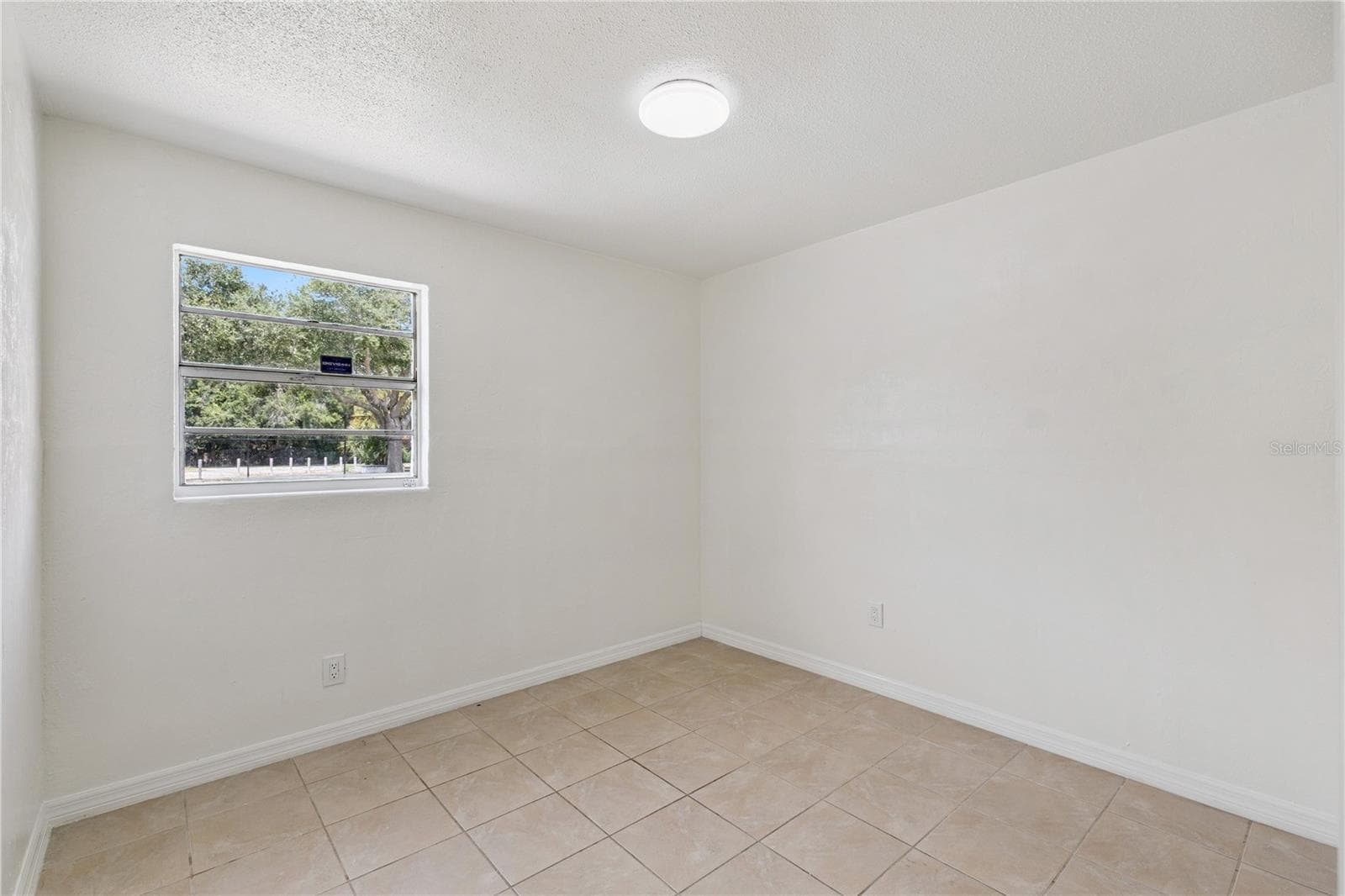 Bedroom 1 - 875 LOOMIS AVE, DAYTONA BEACH